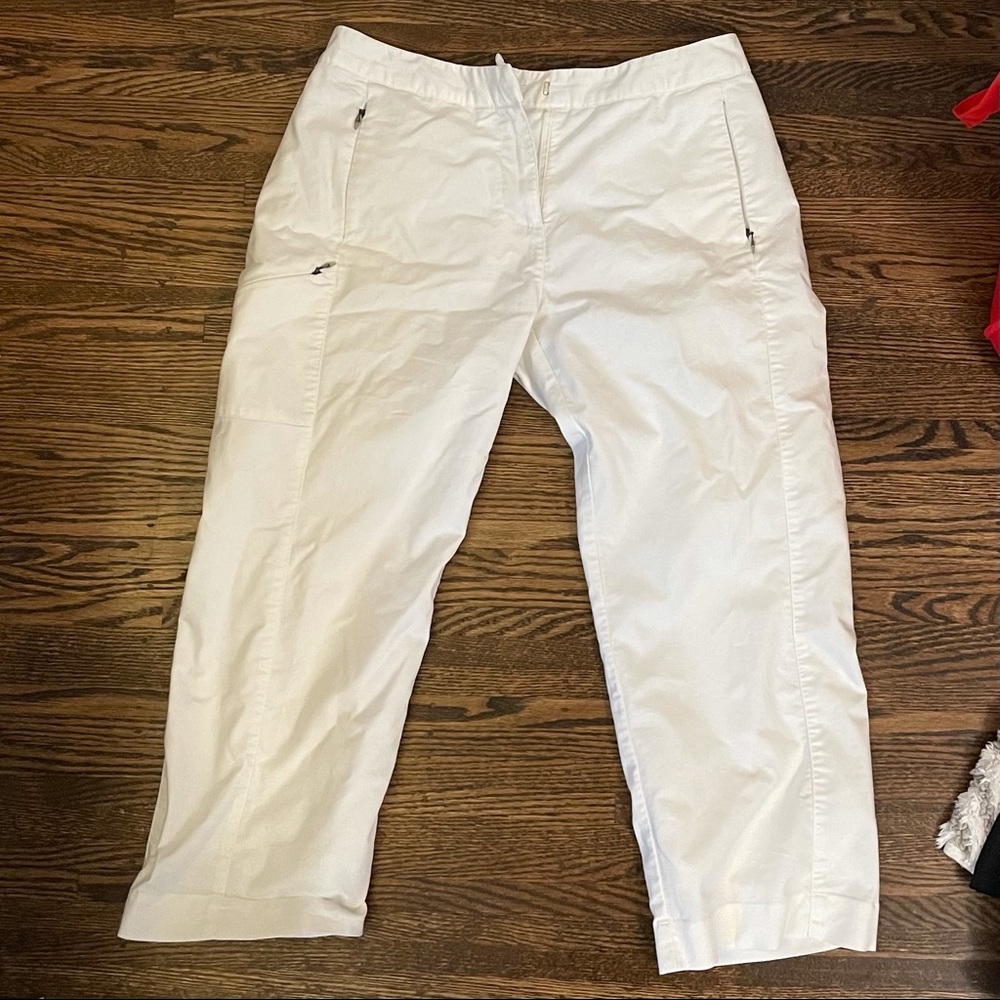 EUC Adidas Golf Capris